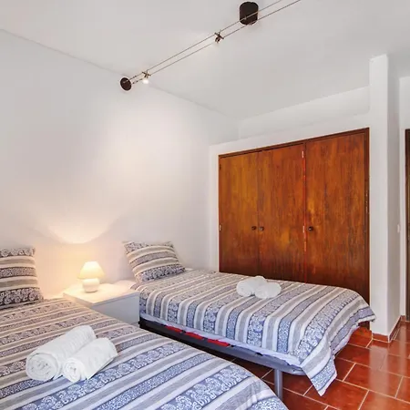 Mar Azul 1 אלבופיירה